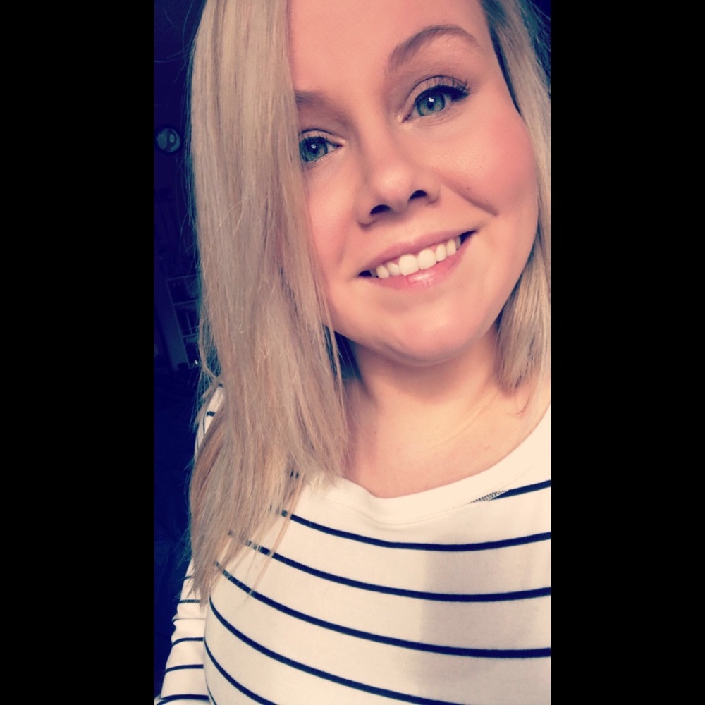 Meet your Posher, Emma